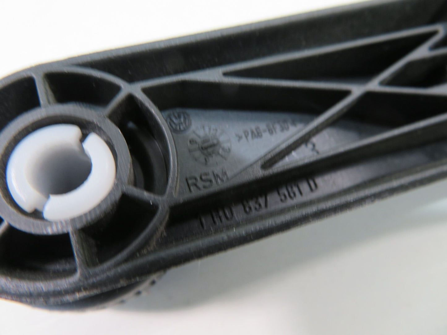 SKODA FABIA MK2 REAR MANUAL WINDOW HANDLE 2008-2013 1637-24