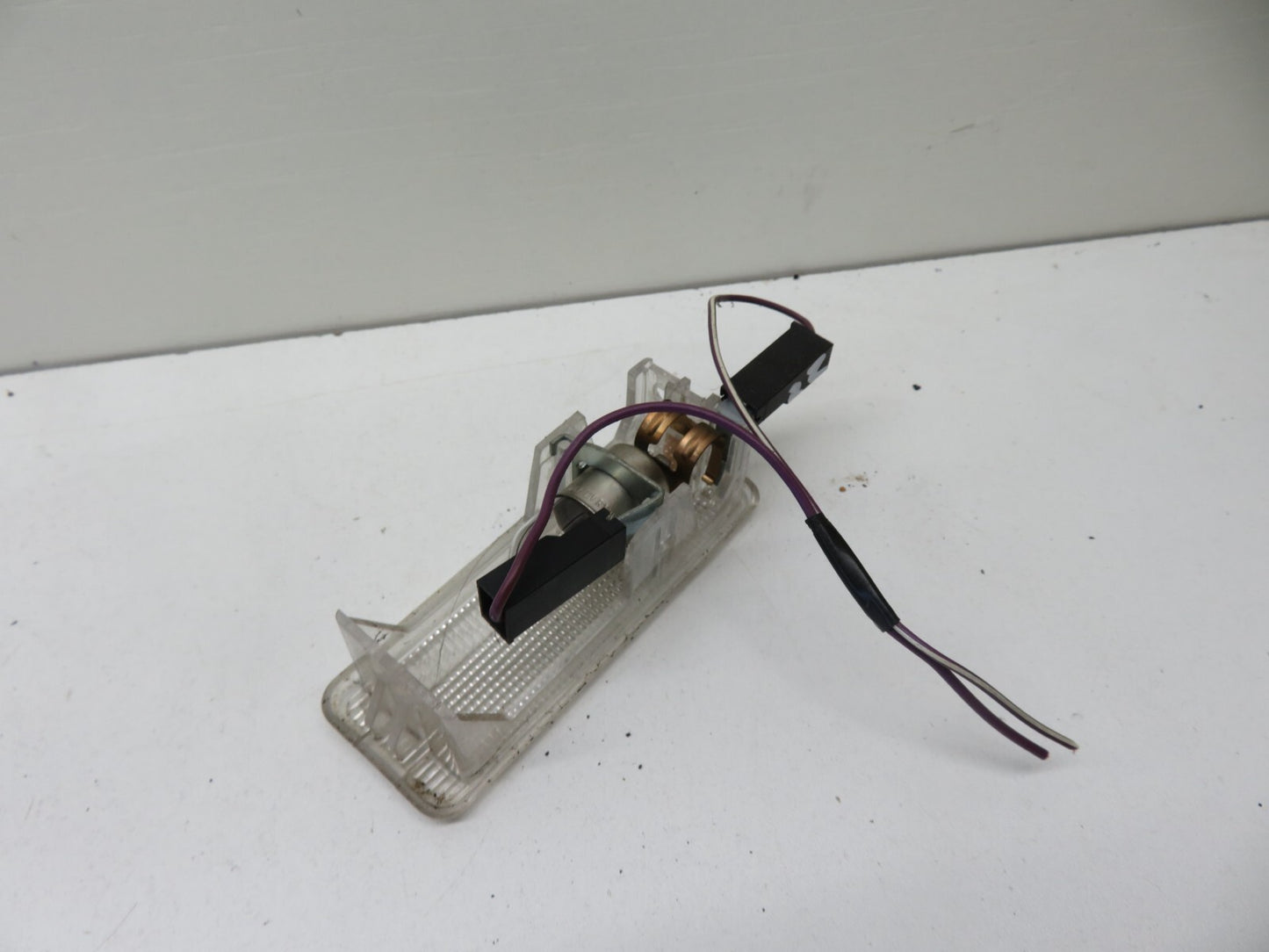 LAND ROVER FREELANDER 1 INTERIOR BOOT LIGHT 1997-2006 1730-22