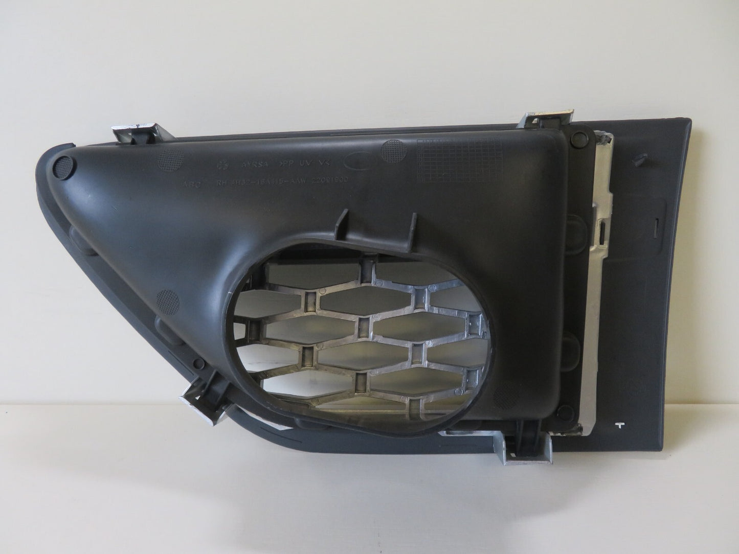 DRIVER FRONT RIGHT SIDE VENT GRILLE FOR RANGE ROVER SPORT L320 LR8021413 09-13