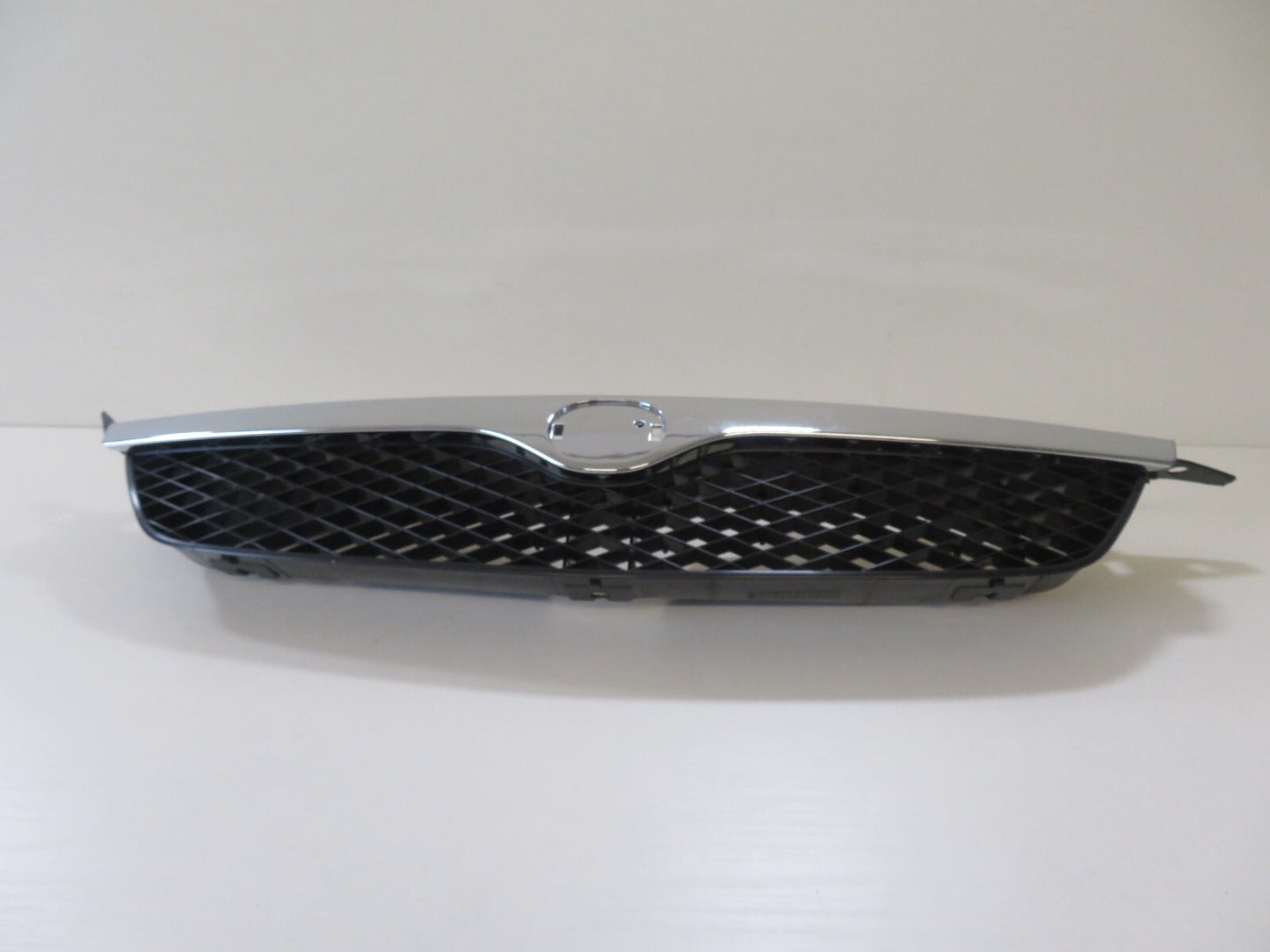 FRONT GRILLE FOR MAZDA 323 MZ07073GA FOR YEARS 1999-2000