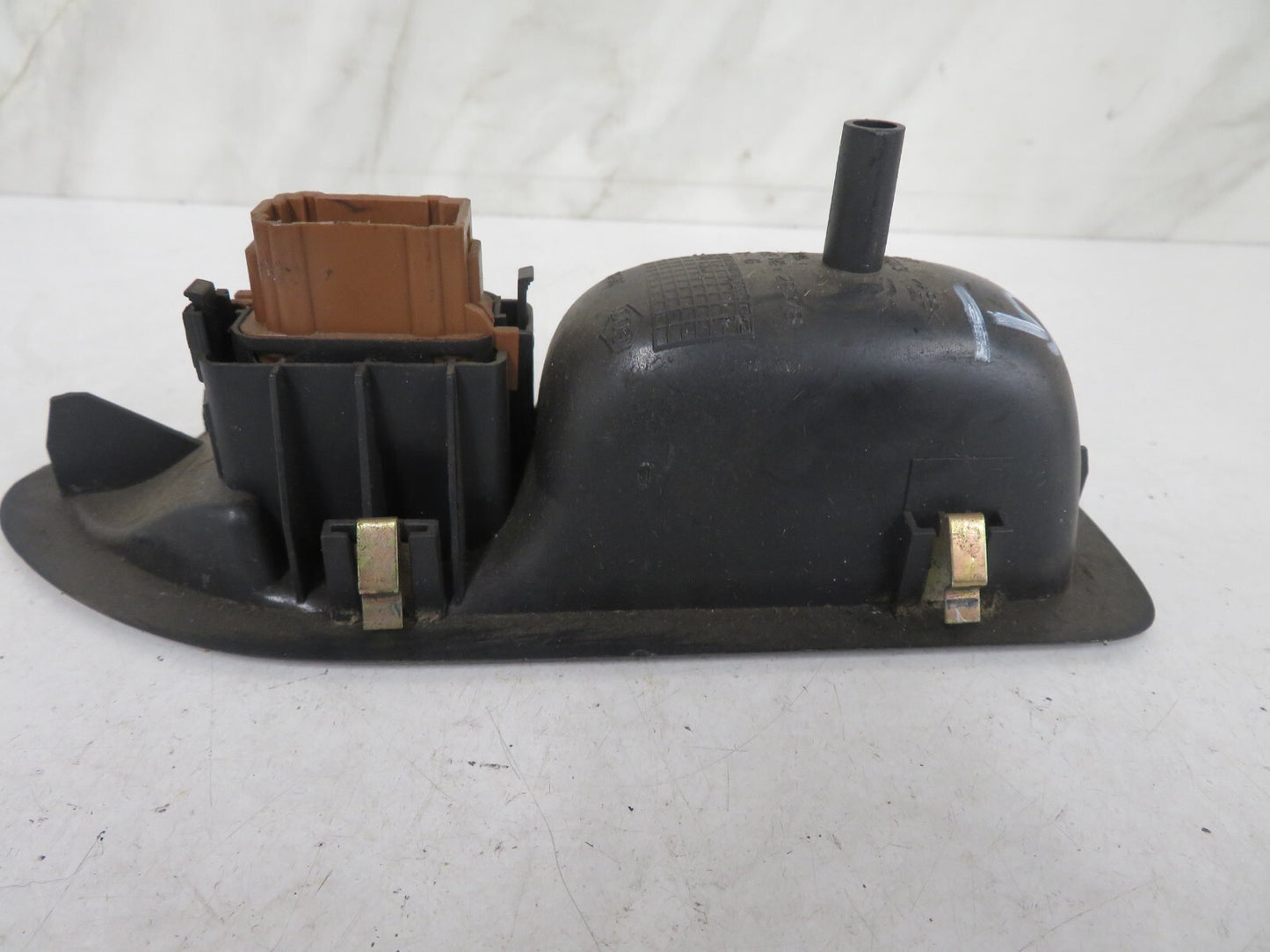 RENAULT LAGUNA MK2 NS PASSENGER SIDE WINDOW SWITCHES 2001-2007 1631-8