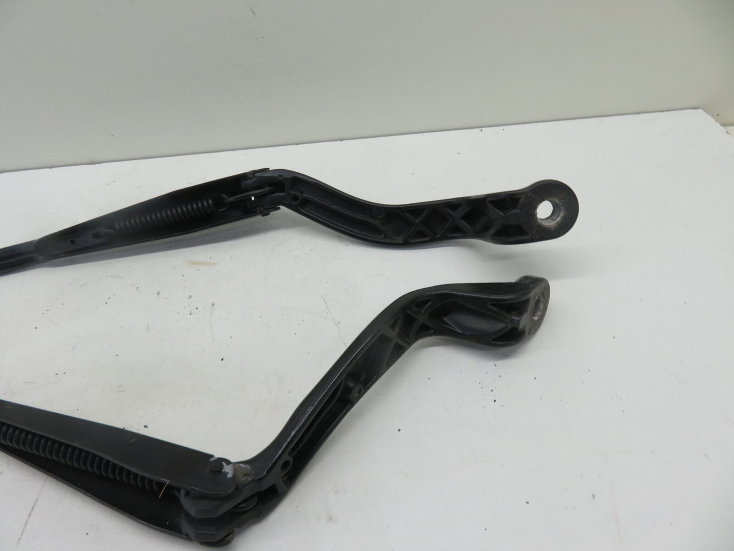 FORD S-MAX FRONT WIPER ARMS PAIR (SEE PHOTOS) 2006-2014 2121-15