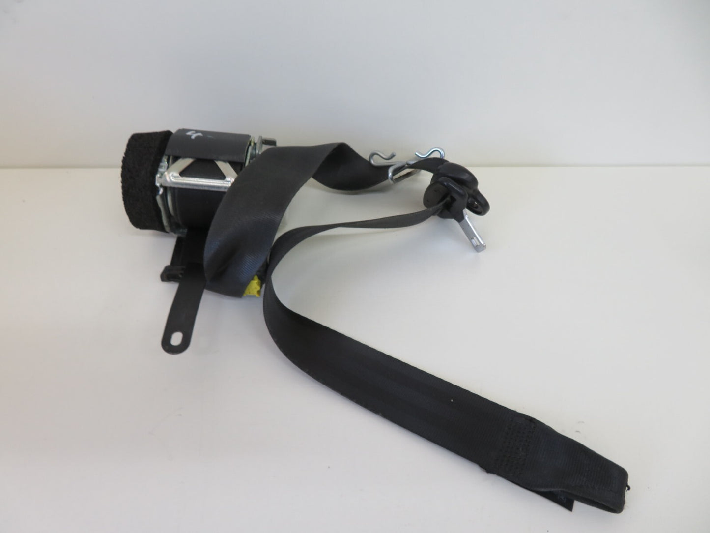 FORD FIESTA MK7 NSF PASSENGER FRONT BELT 8V51-B61295-CE 2009-2012 1148-3
