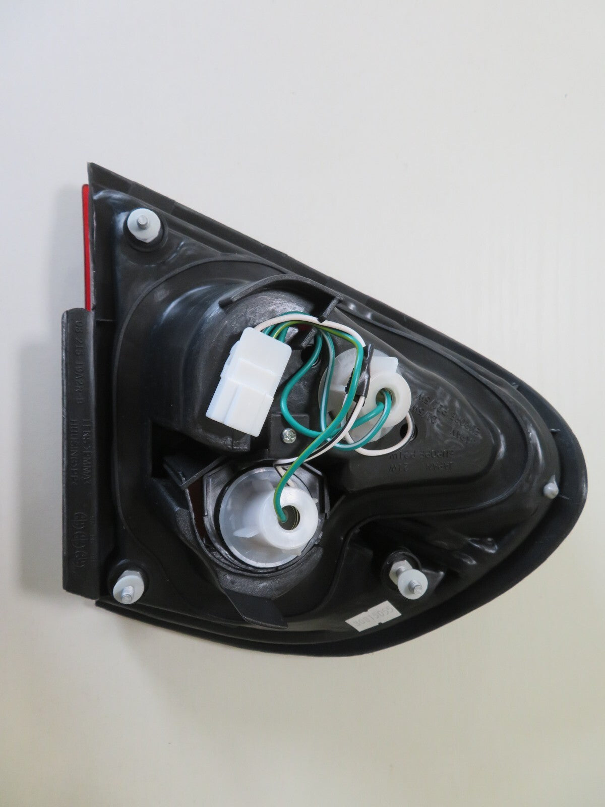 OS DRIVER REAR TAIL LIGHT 215-19A2-A FOR NISSAN PULSAR 4DR E-FN15 1995-2000