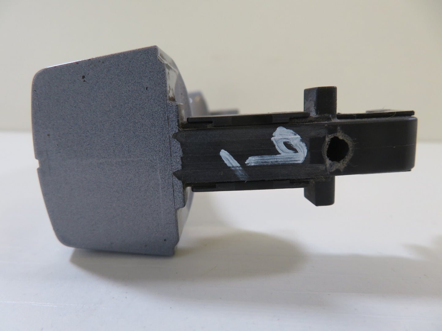 FORD C MAX GRAND NSF PASSENGER DOOR HANDLE 2011-2015 1724-9