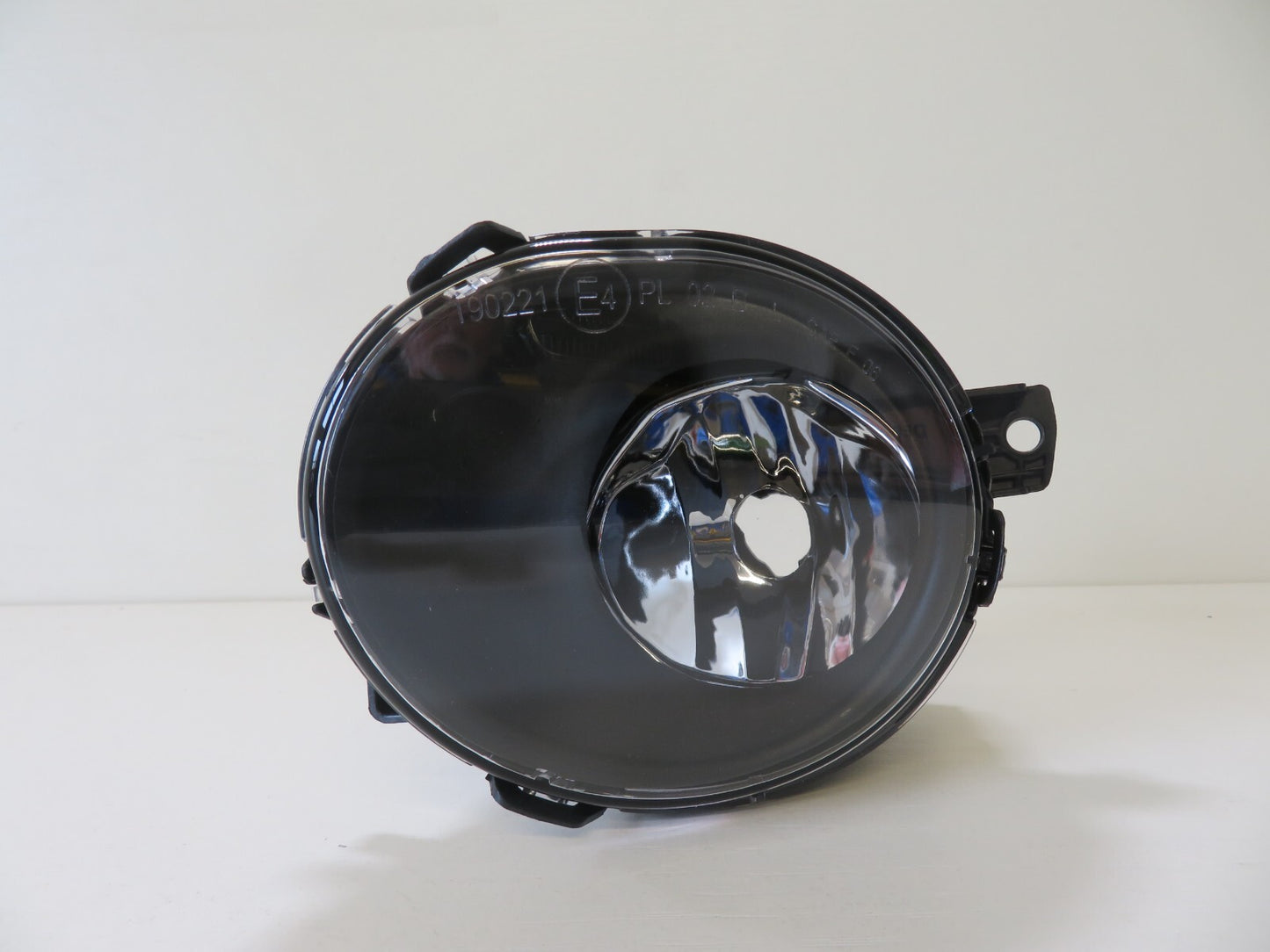 NS PASSENGR LH FRONT FOG LIGHT FOR VOLVO XC60 2008-2013 19-6070-01-9