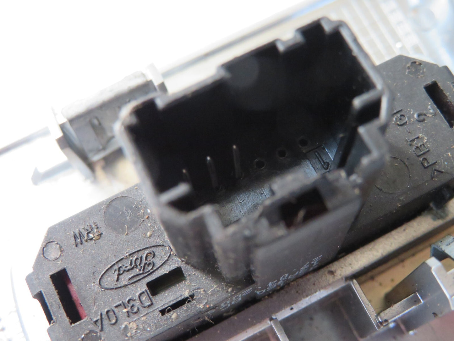 FORD MONDEO MK3 INTERIOR CLOCK HAZARD SWITCH 3S7T-15000-FC 2000-2007 MIX1329-19