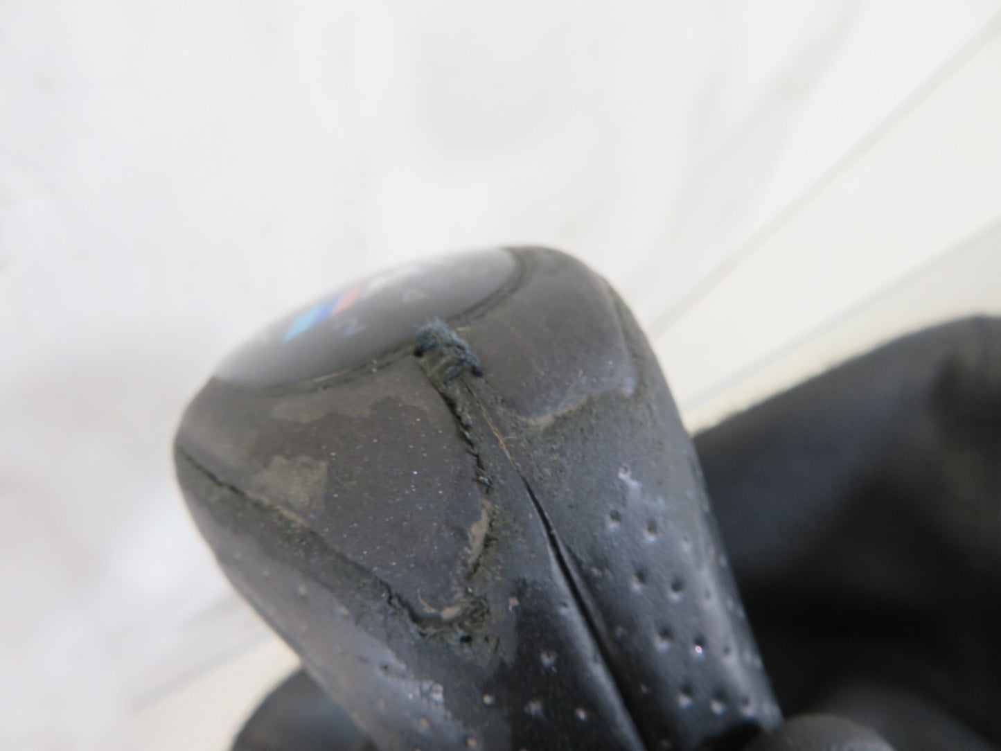 BMW 1 SERIES E88 M SPORT GEAR GAITTOR SURROUND WITH KNOB 2007-2013 A1218-2