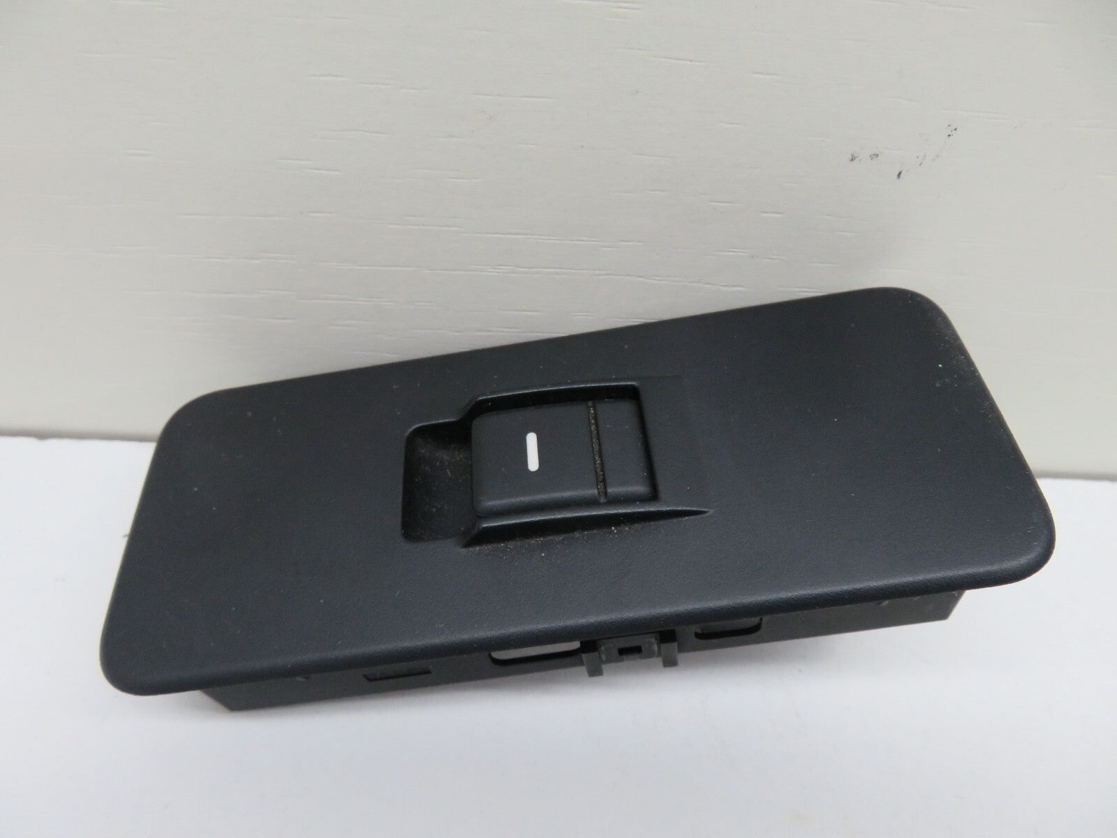 RANGE ROVER SPORT L320 REAR WINDOW SWITCH YUD501070 2005-2009 1235-22