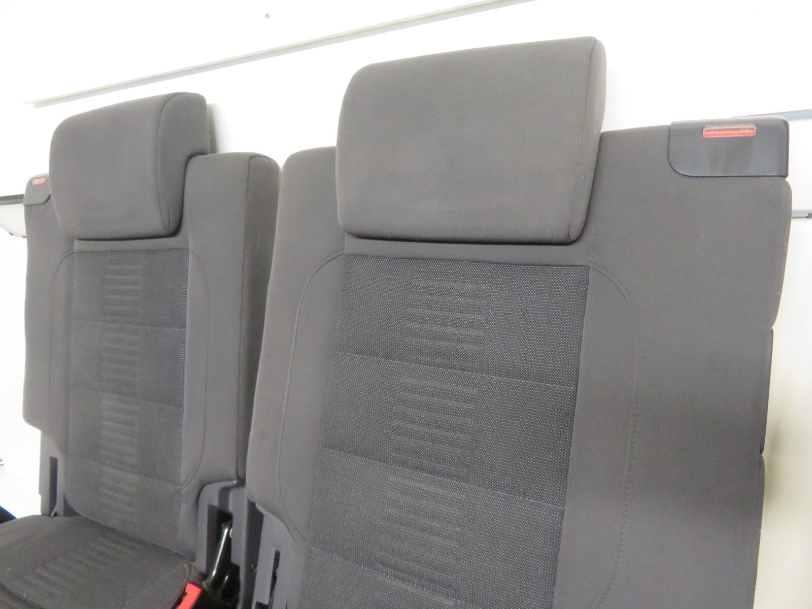 VOLKSWAGEN VW TOURAN REAR THIRD ROW CLOTH SEATS CADDY 2K 2003-2009