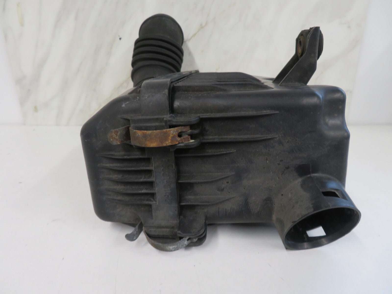 HYUNDAI GETZ AIR FILTER BOX 28111-1C000 2002-2005 1647-1