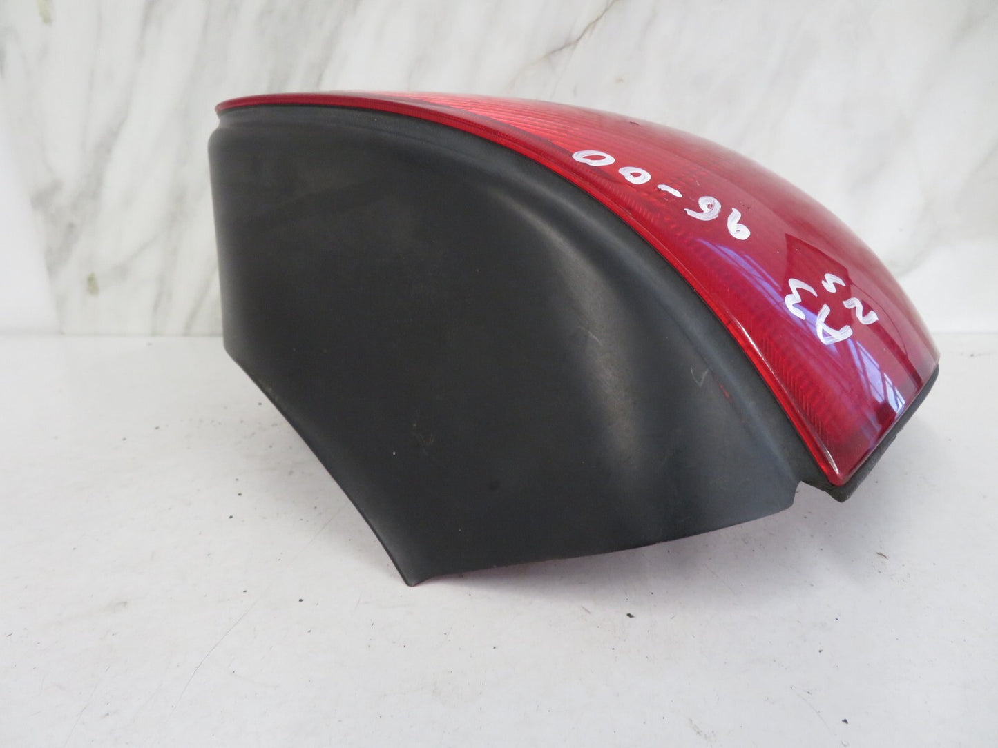 AUDI A3 NS PASSENGER REAR TAIL LIGHT 1996-2000 BK