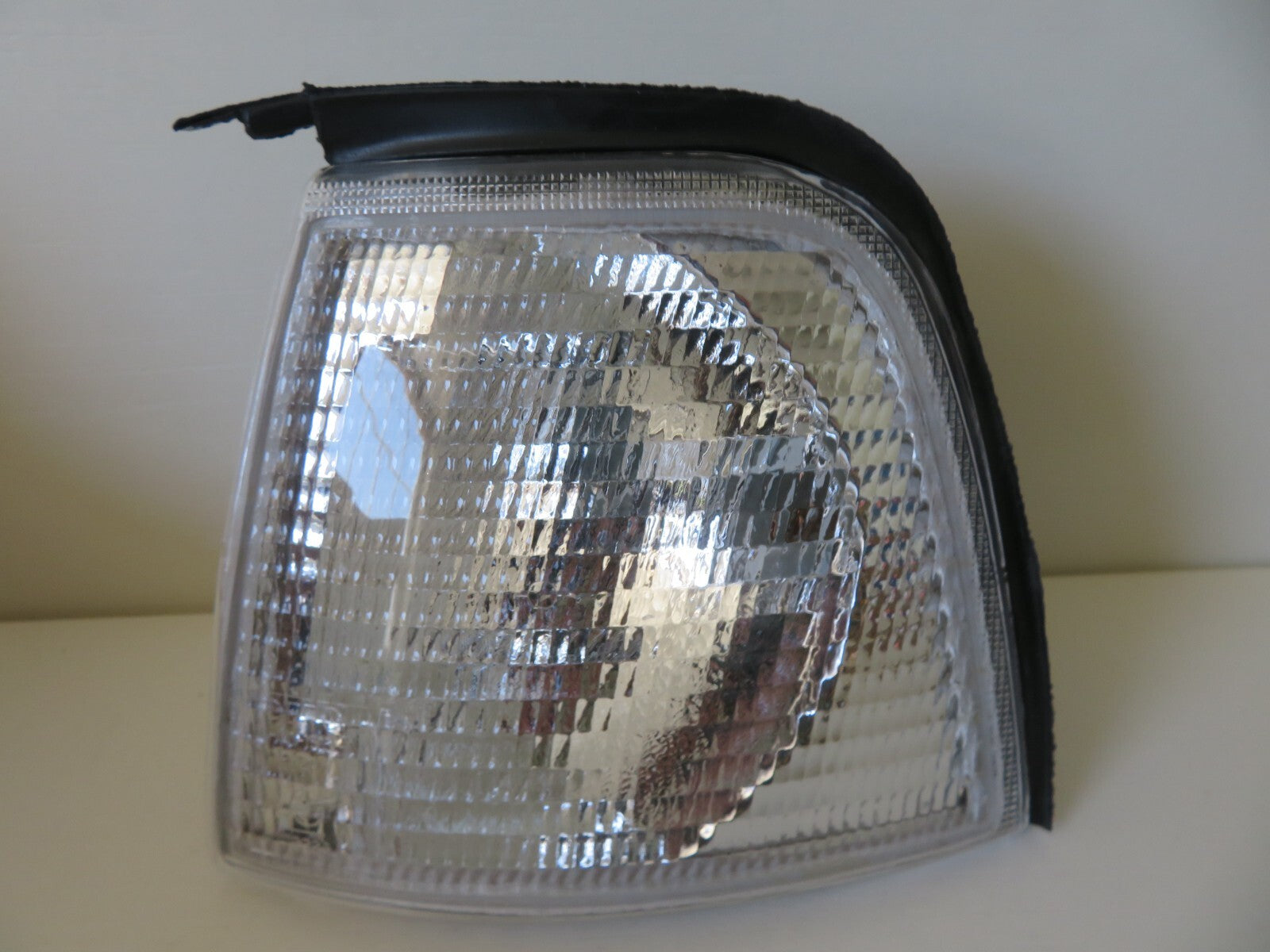 NS PASSENGER FRONT INDICATOR LIGHT FOR AUDI 80 441-1505L-WE-C 1991-1994