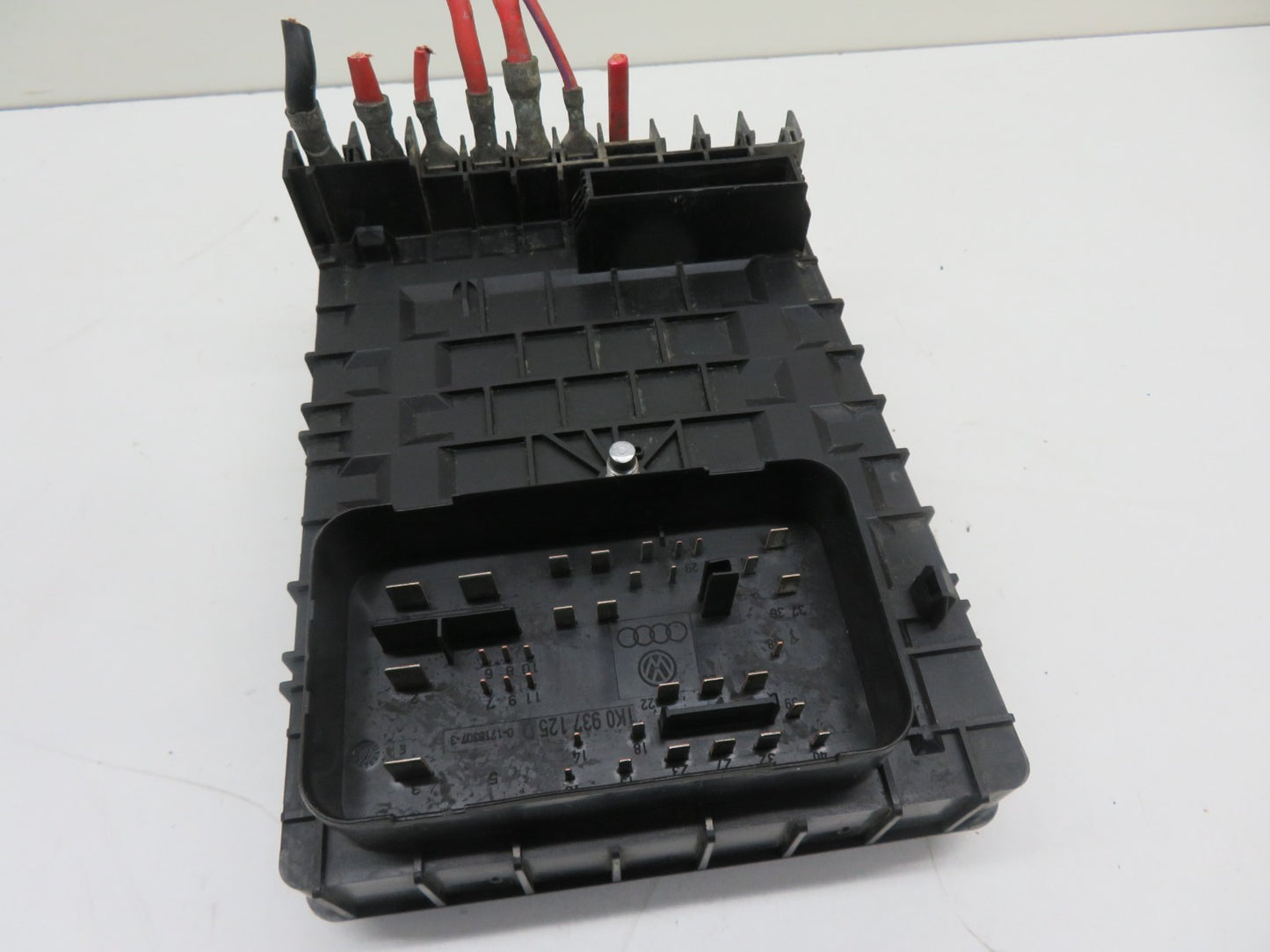 VW GOLF MK6 ENGINE BAY FUSE BOX 1K0937125D 2009-2013 1546-4