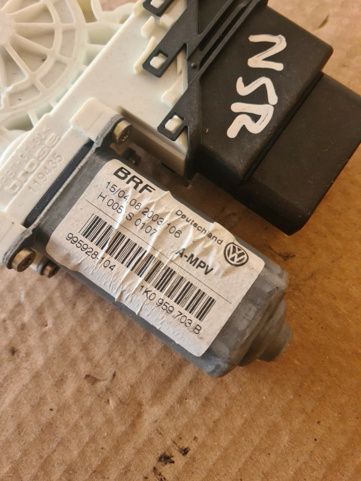 VOLKSWAGEN VW TOURAN NSR WINDOW MOTOR 1K0959703B 2003-2006