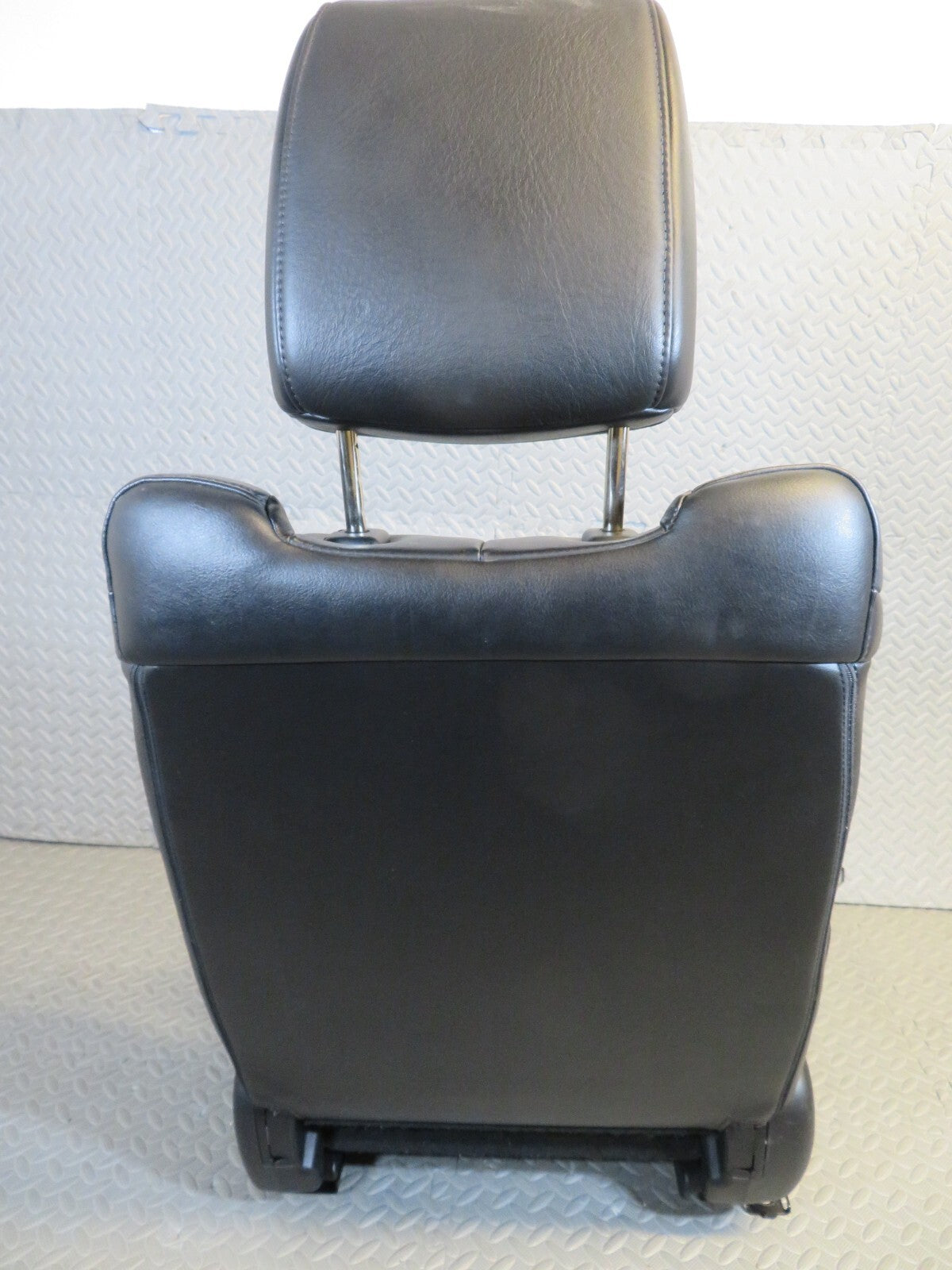 MAZDA CX7 OSF DRIVER FRONT LEATHER SEAT 2009-2012