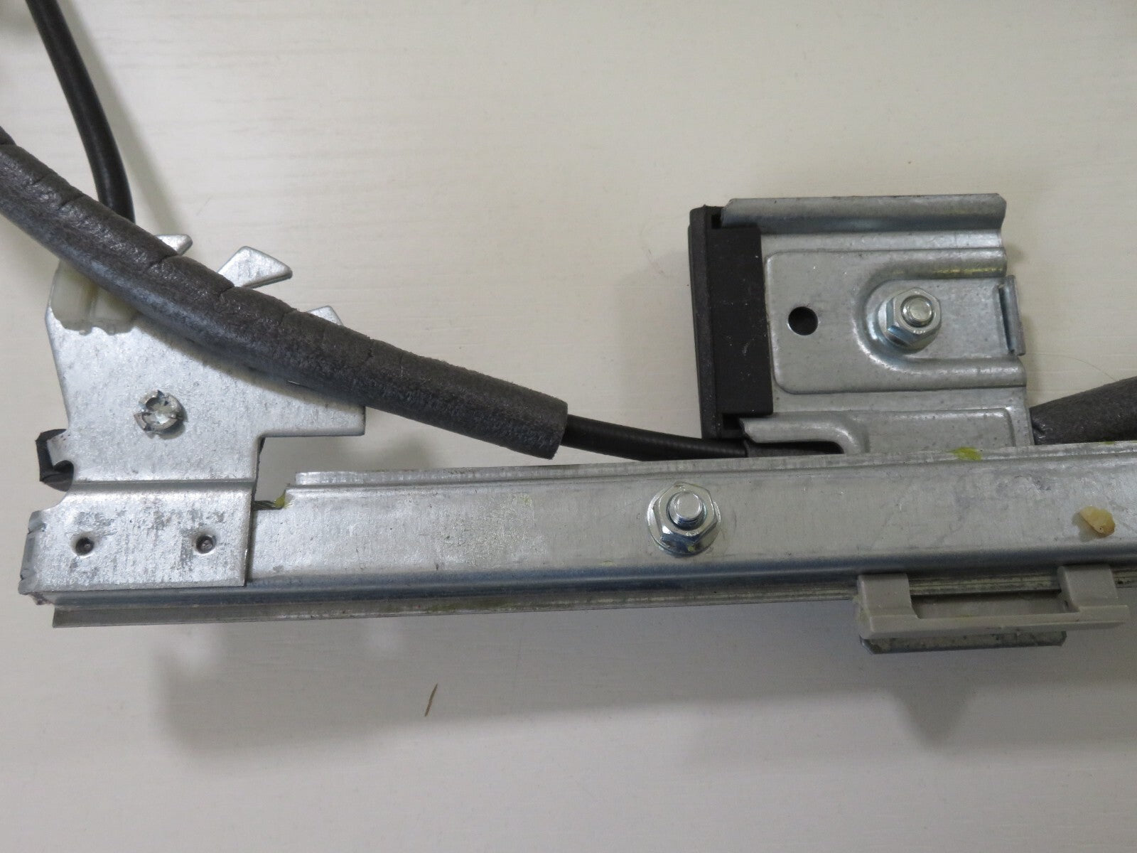  FRONT LEFT PASSENGER WINDOW REGULATOR FITS VOLKSWAGEN BEETLE 1998-2004 #RST