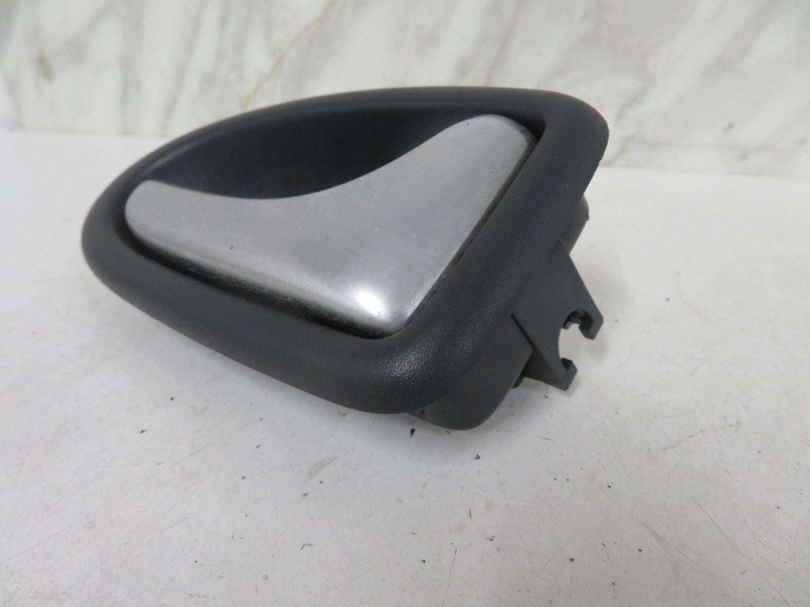 RENAULT SCENIC MK1 OS INTERIOR DOOR HANDLE 8200028995 1999-2003 MIX1517-14