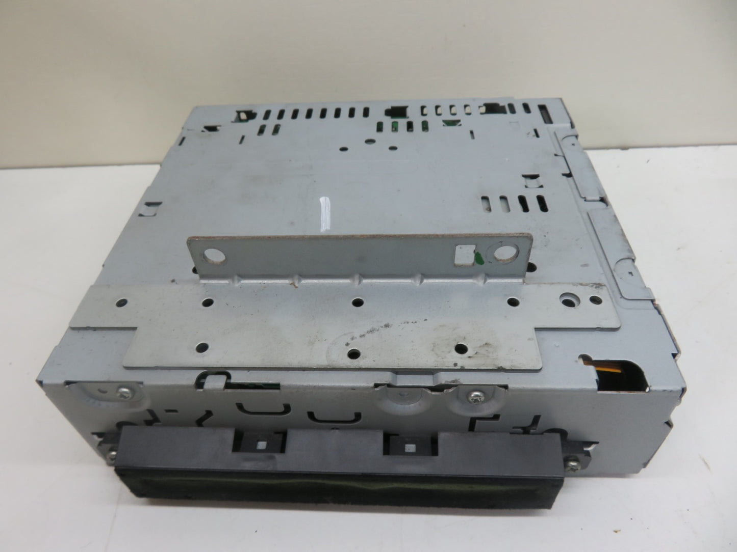 VOLVO V50 RADIO CD HEAD UNIT 30732601-1 2004-2008 HN54-1