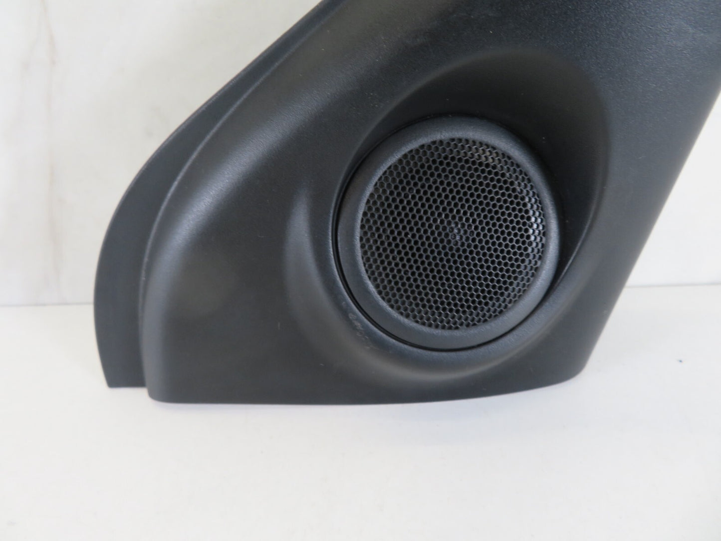 FORD MONDEO MK4 OSF TWEETER SPEAKER COVER TRIM 2007-2011 A1007-10