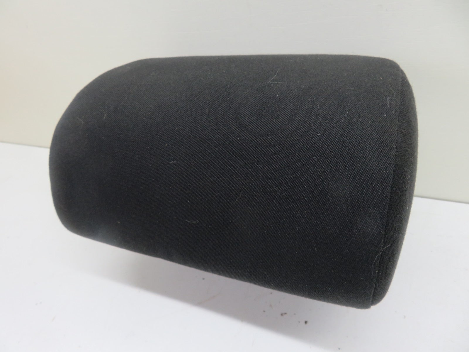 VW GOLF MK6 MIDDLE REAR CLOTH HEAD REST 2009-2013 REF-5