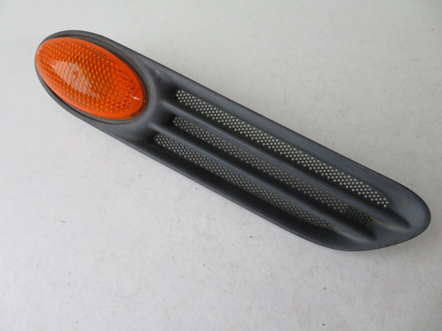 BMW MINI COOPER R50 NS INDICATOR LIGHT GRILL 2000-2006 A0925-20