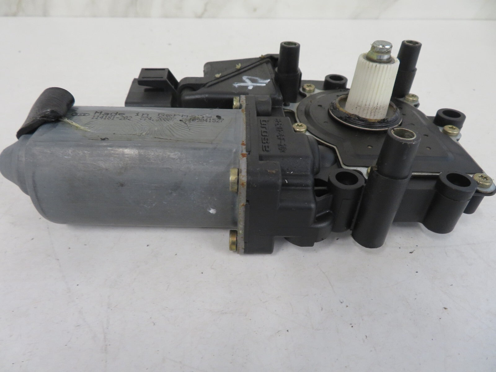 AUDI A8 D2 NSF PASSENGER WINDOW MOTOR 119021-113 1998-2002 1426-4