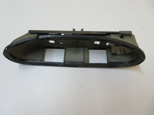 AUDI A6 C5 ALL ROAD EXTERNAL DOOR HANDLE HOLDER 4b2837886 1998-2003 REFB5