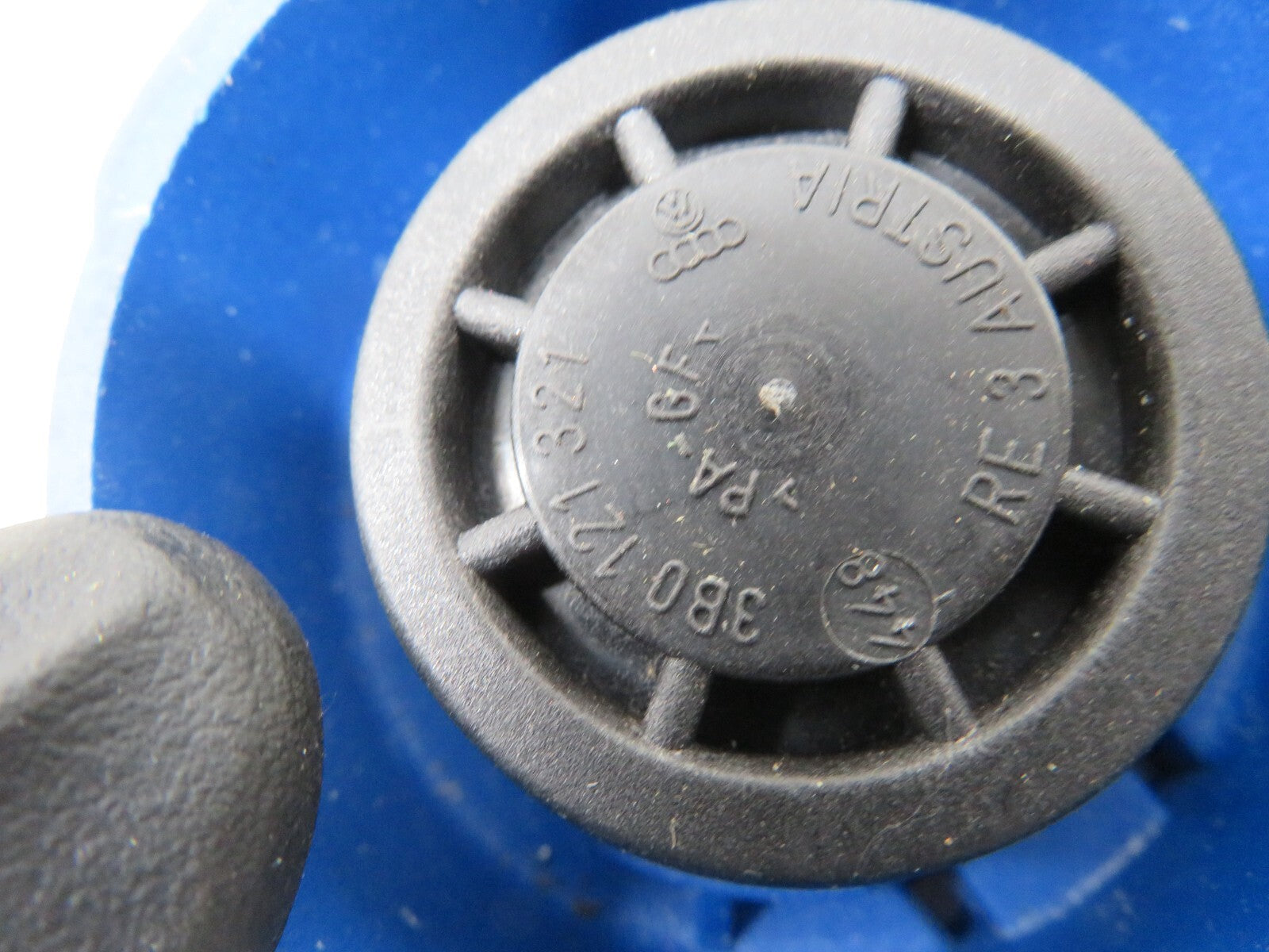 VOLKSWAGEN VW EOS ANTIFREEZE COOLANT CAP 2006-2010 1701-8