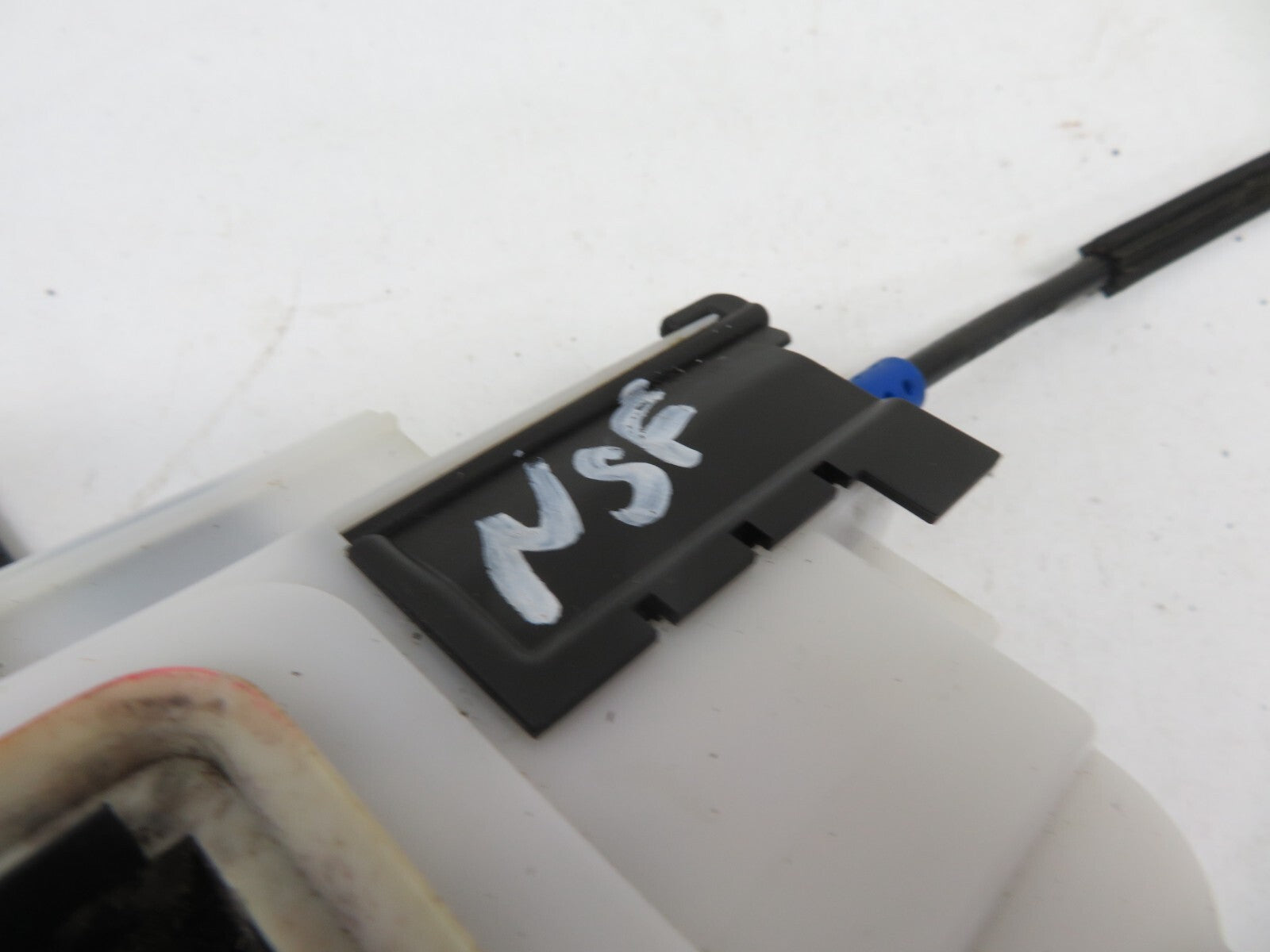 PEUGEOT BIPPER NSF DOOR LOCK CATCH 2008-2015 1734-12