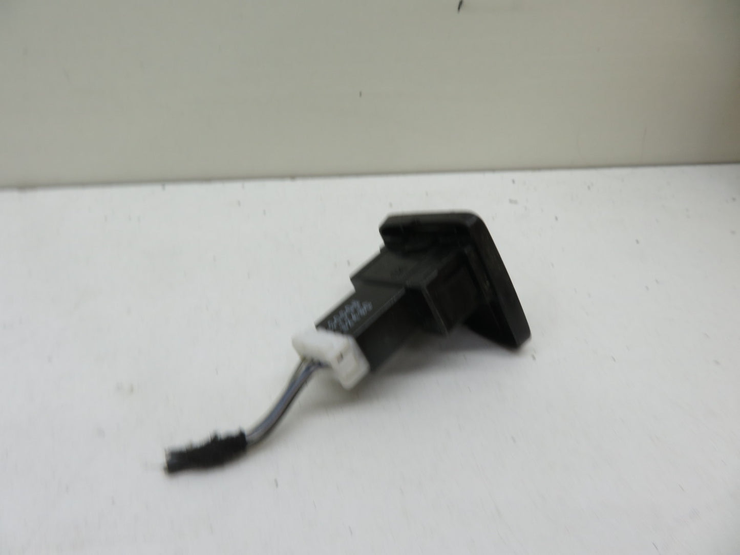 FIAT 500 WINDOW SWITCH 2007-2012 1837-21
