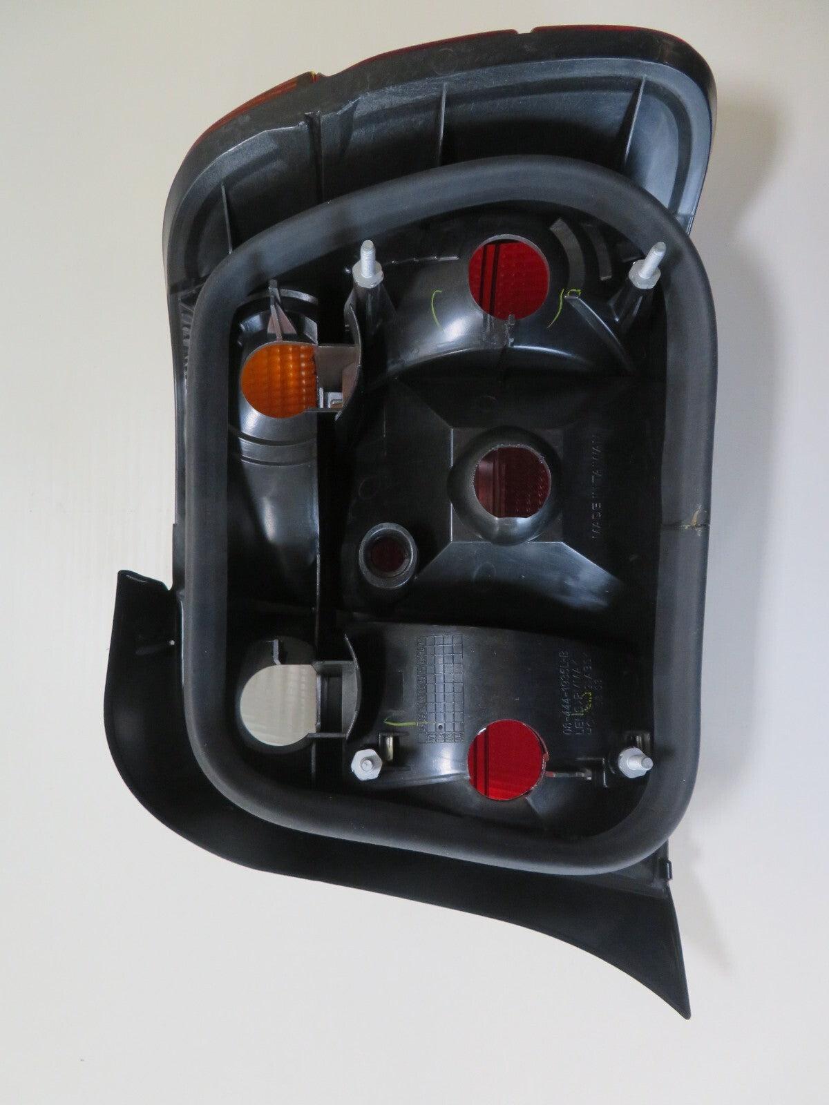 NS PASSENGER REAR LIGHT LH DEPO 444-1935L-UE FOR BMW 3 SERIES COMPACT 1991-1999