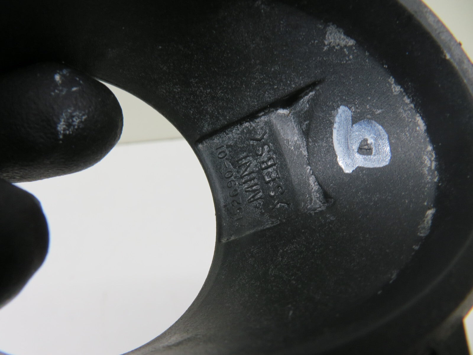 MINI COOPER S R53 IGNITION KEY SURROUND TRIM 2004-2006 1657-6