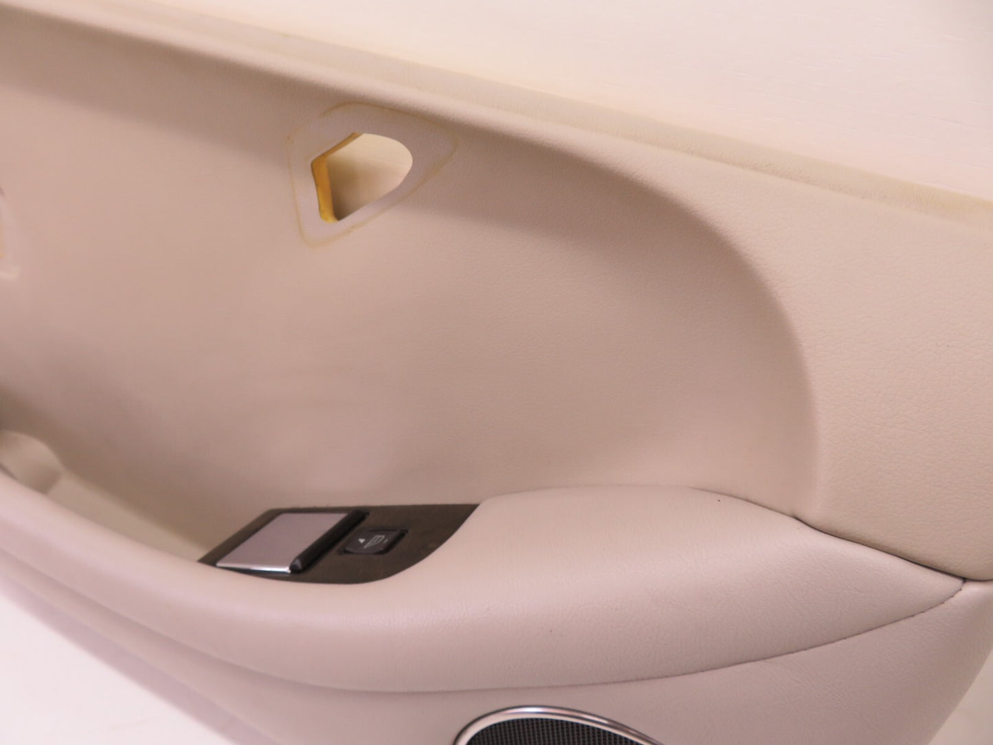 JAGUAR XJR NSR REAR PASSENGER INTERIOR DOOR PANEL WITH SPEAKER ASHTRAY 1994-2001