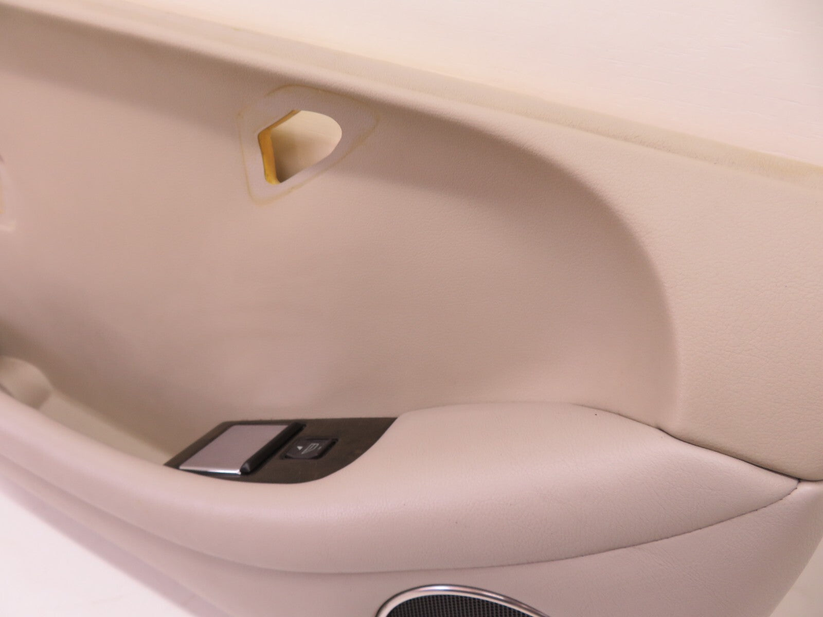 JAGUAR XJR NSR REAR PASSENGER INTERIOR DOOR PANEL WITH SPEAKER ASHTRAY 1994-2001