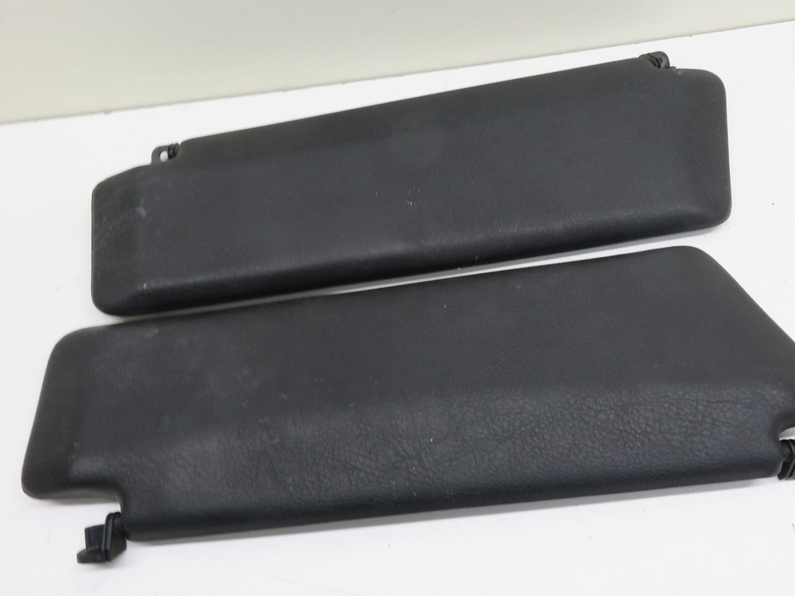 BMW E36 CONVERTIBLE SUN VISORS PAIR BLACK 1991-1998 1756-14
