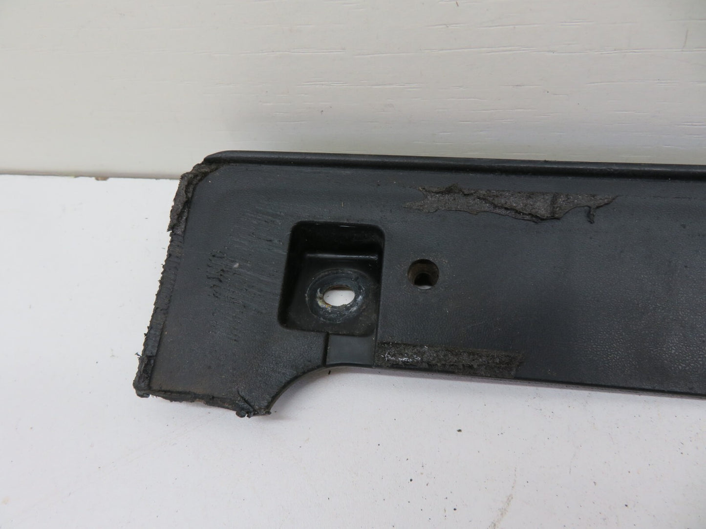 TOYOTA MR2 MK2 SW20 FRONT IMPORT PLATE HOLDER DAMAGED 1990-1999 1000-6