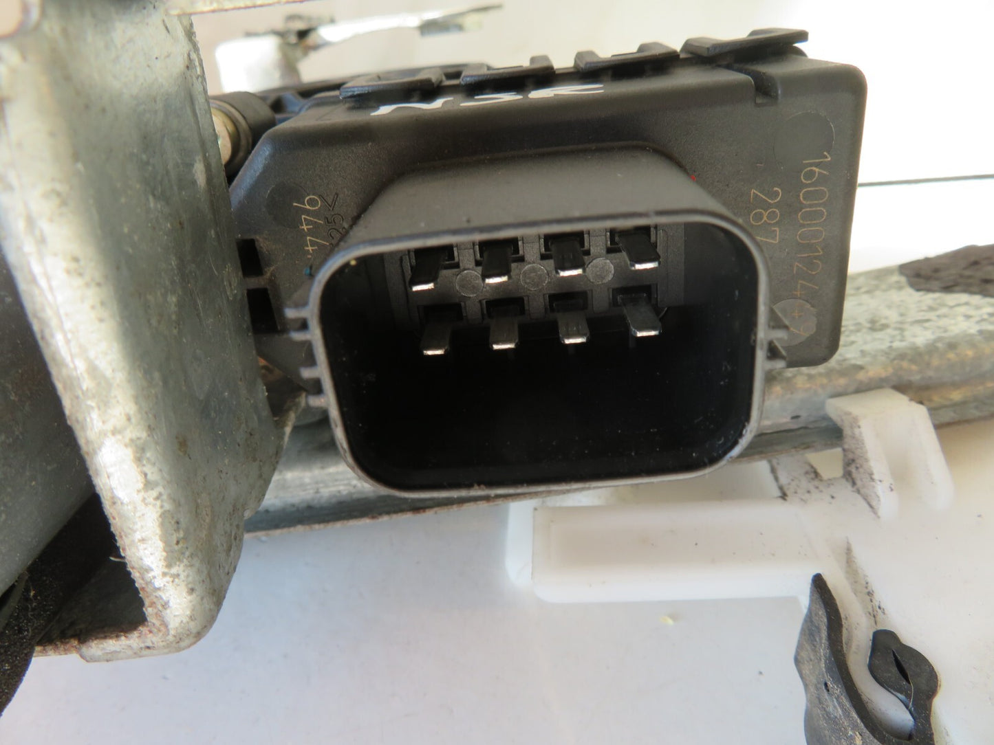 FORD MONDEO MK3 NSR WINDOW REGULATOR WITH MOTOR 2003-2007 MW11