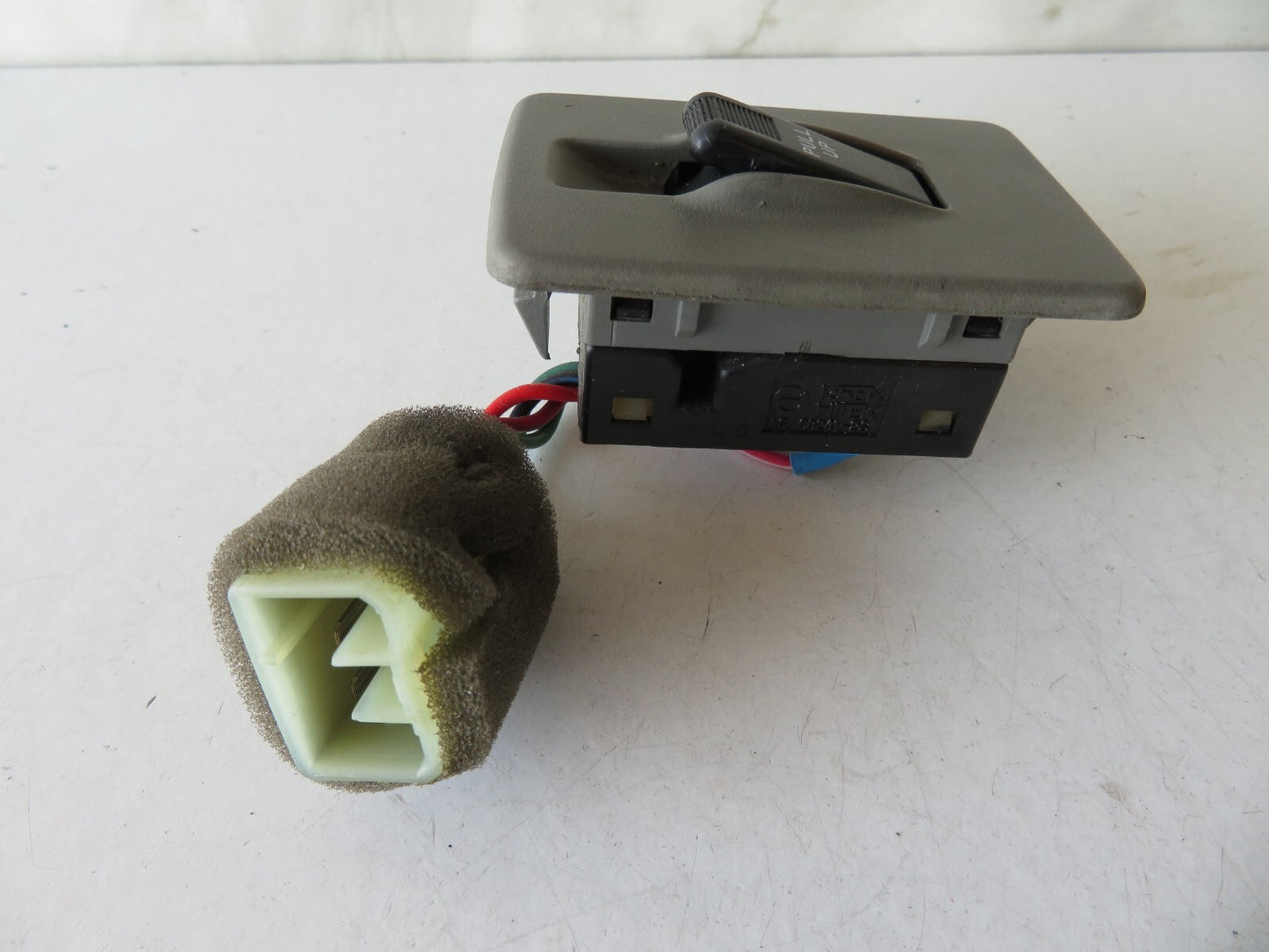 KIA PRIDE NS PASSENGER WINDOW SWITCH 1991-2000 AMS1424