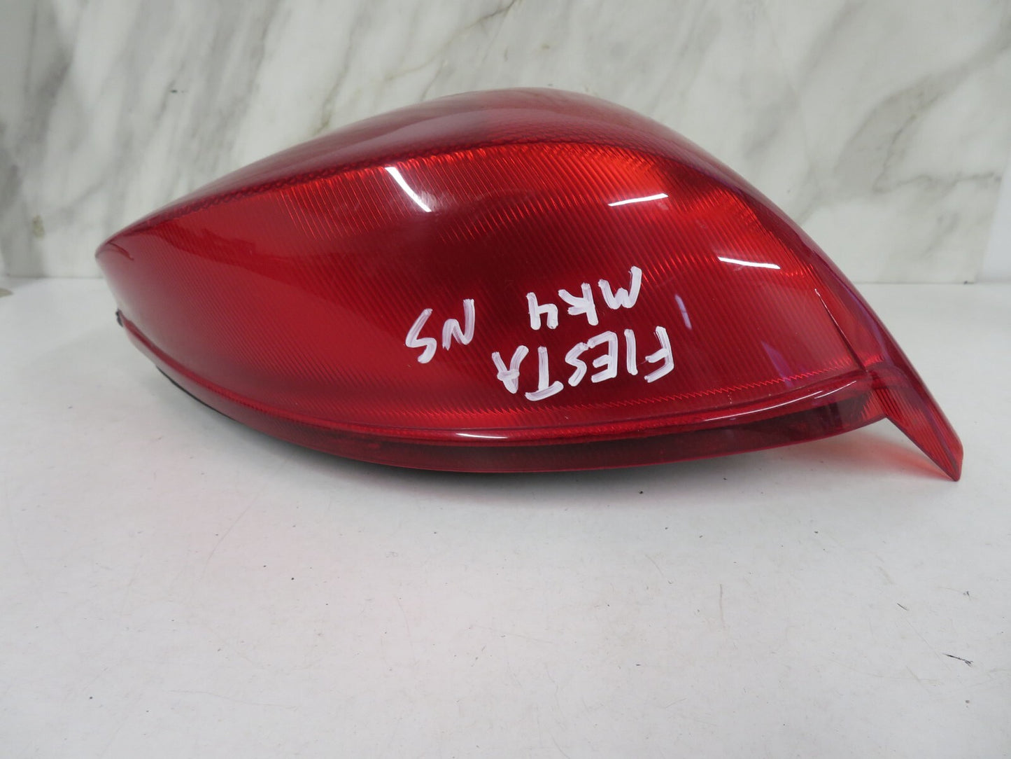 FORD FIESTA MK4 NS PASSENGER REAR TAIL LIGHT 1996-2002 BK1344