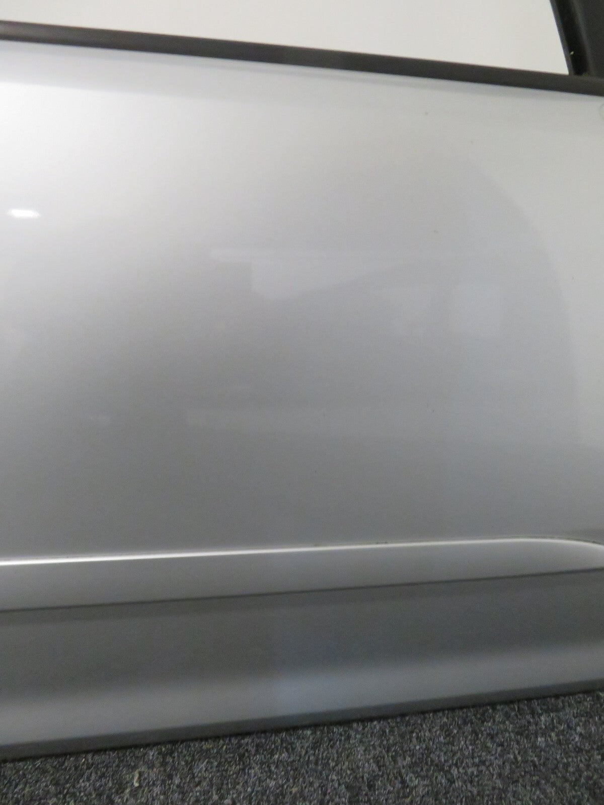 VAUXHALL CORSA D OS DRIVER SIDE DOOR WITH GLASS 3DR SILVER 2006-2010