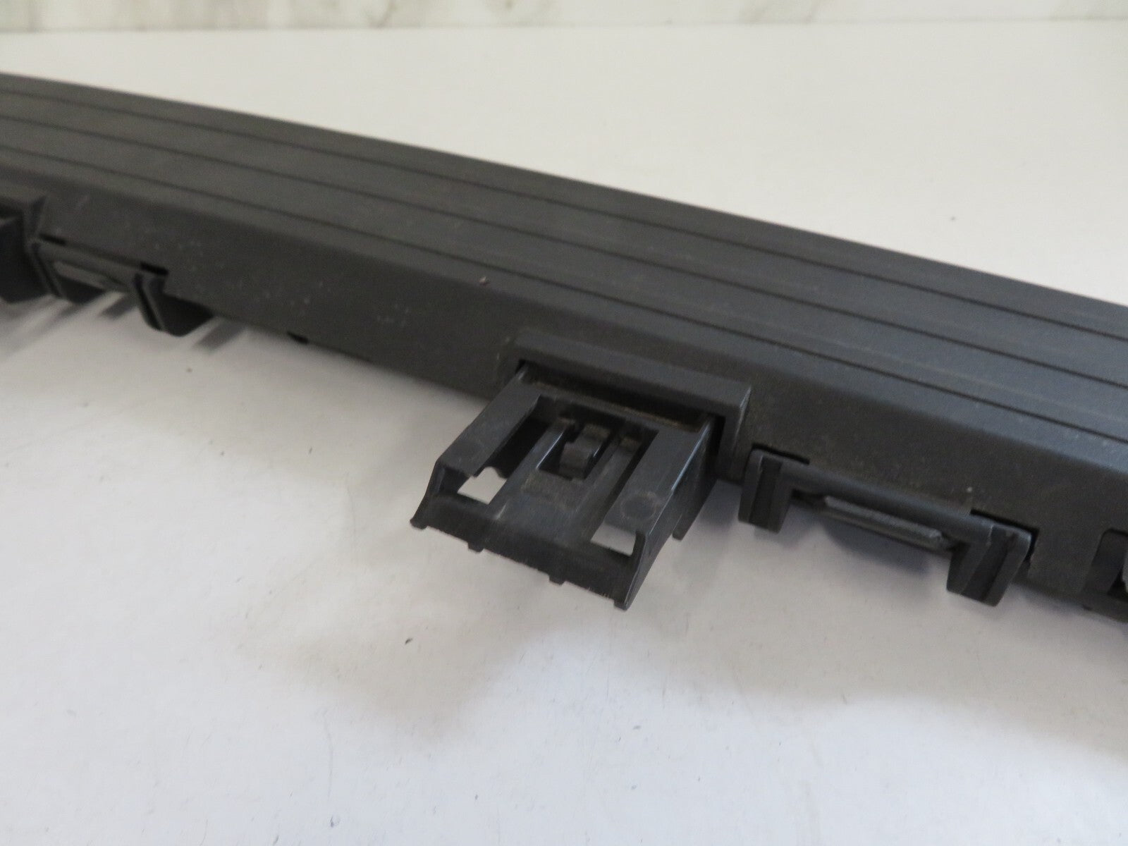 BMW 1 SERIES E88 ENGINE WIRING LOOM COVER TRIM 7532269 2007-2013 A2056-1