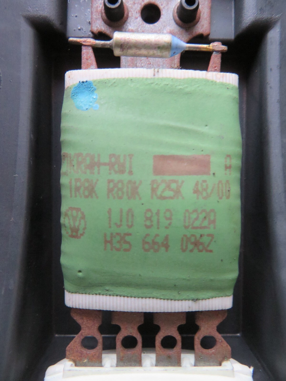 VOLKSWAGEN VW POLO 6N2 HEATER RESISTOR BLOWER 1J0819022A 1999-2002 A1018-8