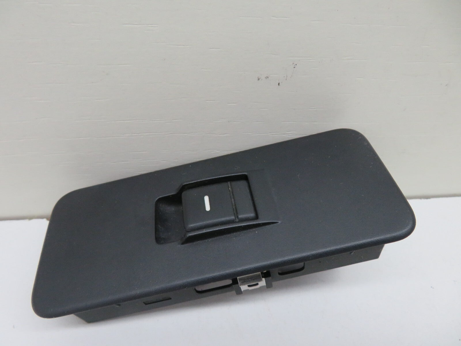 RANGE ROVER SPORT L320 REAR WINDOW SWITCH YUD501070 2005-2009 1235-23