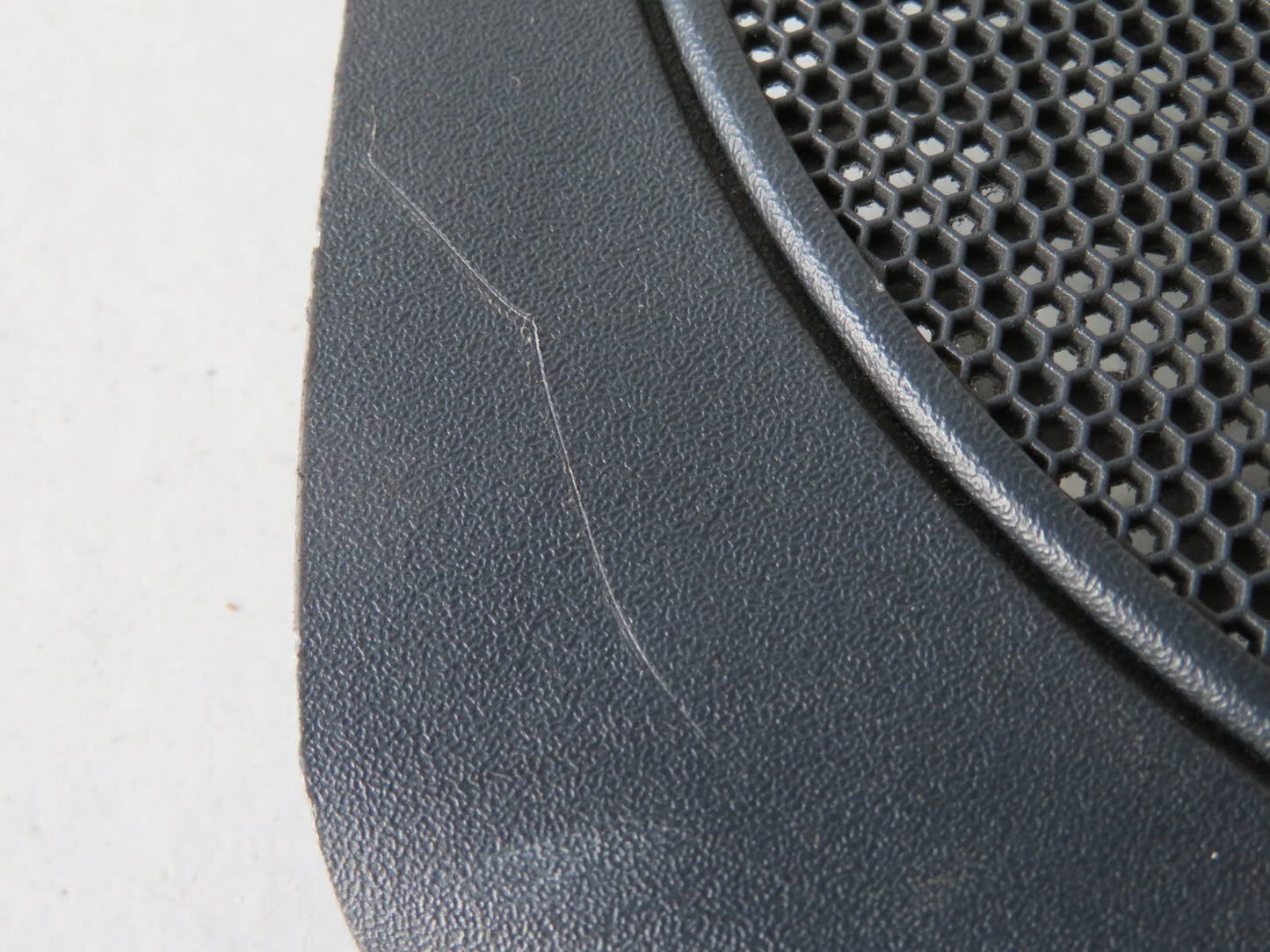 RENAULT MEGANE DOOR SPEAKER TRIM 7700832057 1999-2002 AMS1548-2