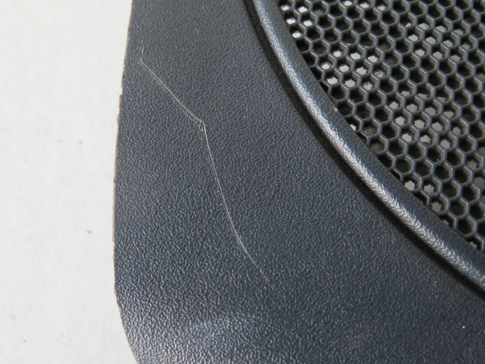 RENAULT MEGANE DOOR SPEAKER TRIM 7700832057 1999-2002 AMS1548-2