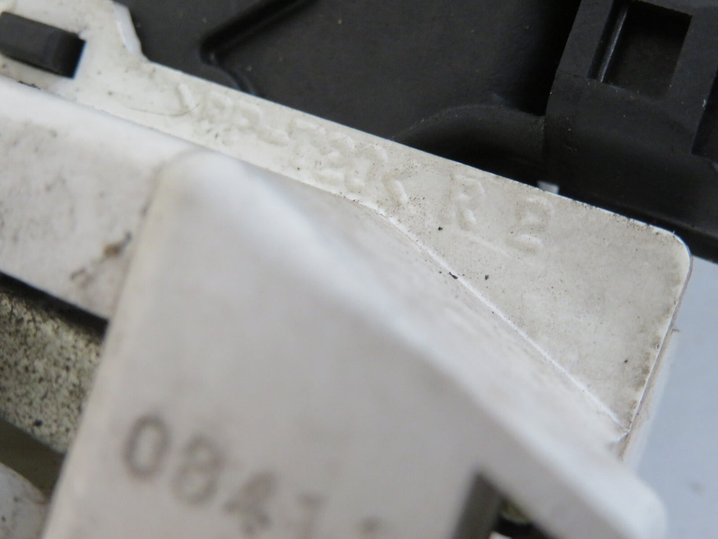 PEUGEOT 4007 OSR DOOR LOCK CATCH 2007-2012 1603-11