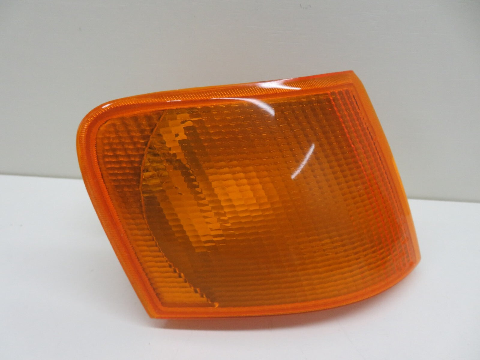 OS DRIVER SIDE AMBER INDICATOR LIGHT FOR FORD ESCORT 1990-1991