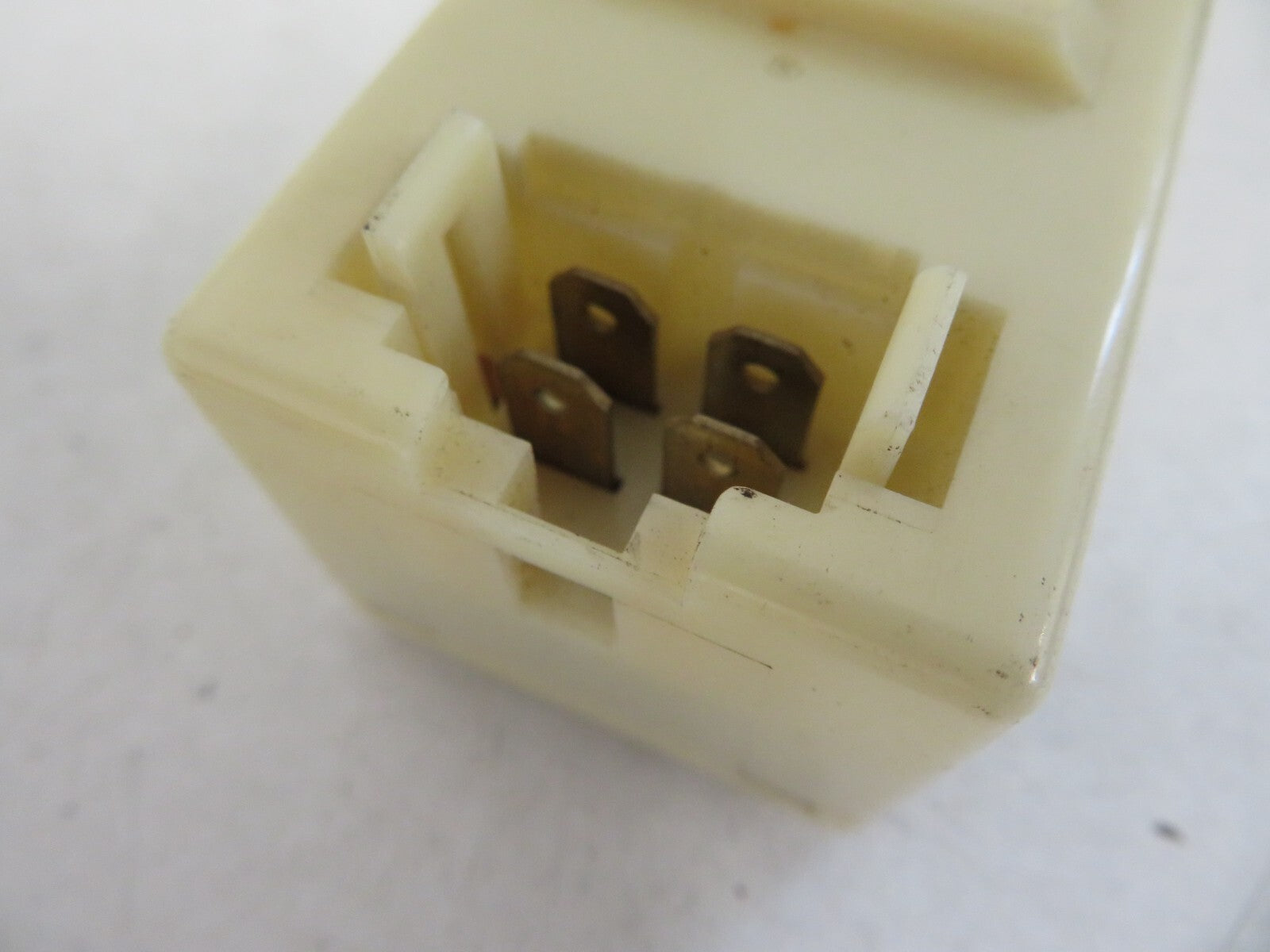 TOYOTA MR2 MK2 SW20 LIGHT REMINDER RELAY 85969-17010 AM1206-35