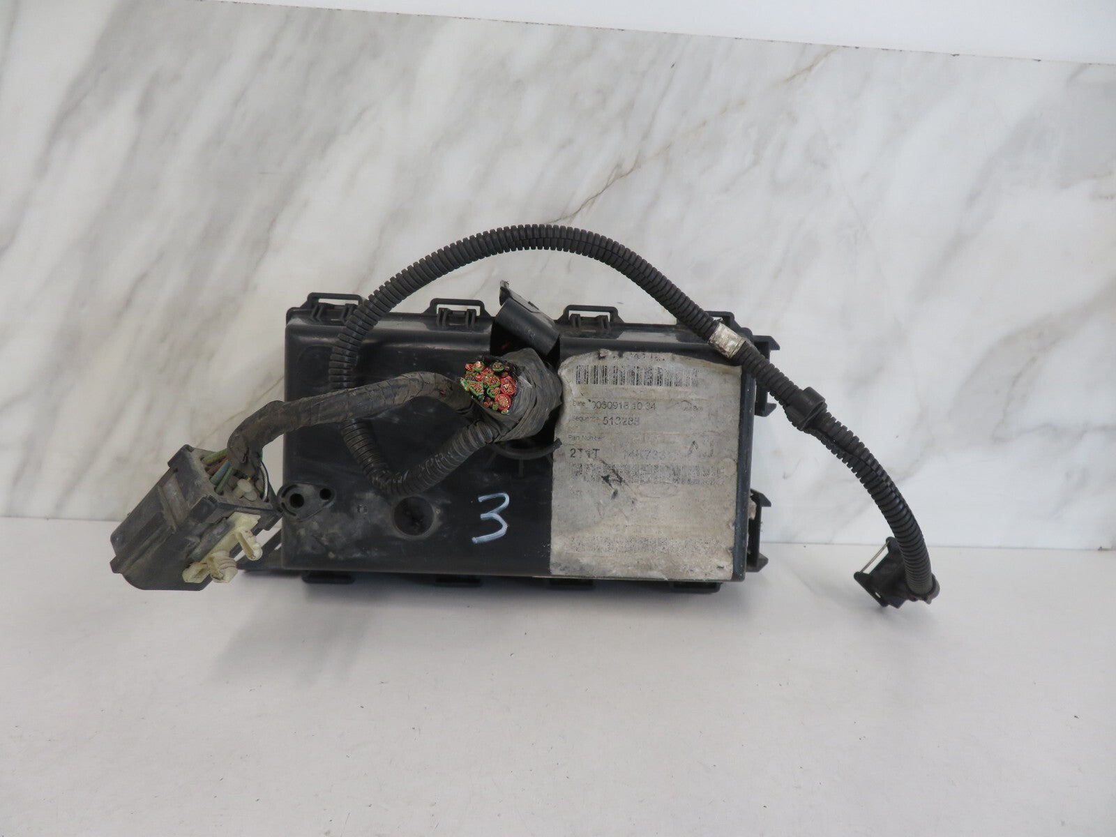 FORD TRANSIT CONNECT 1.8 TDCI ENGINE BAY FUSE BOX 2T1A14A067AD 2002-2006 A1327-3